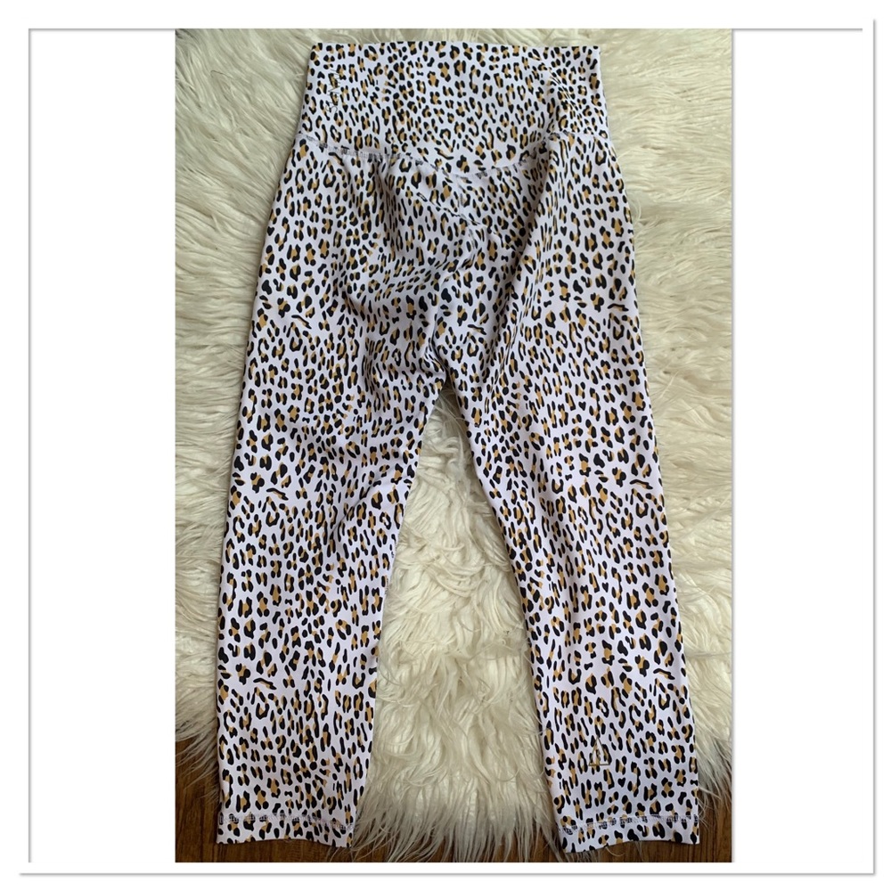 Slinkii Panthera Leggings Animal Print White Tan Size Medium - Picture 4 of 9